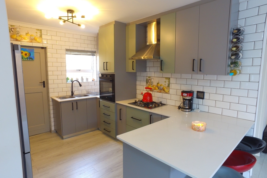 3 Bedroom Property for Sale in Hunters Creek Western Cape